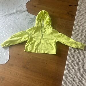 Lululemon highlighter yellow scuba